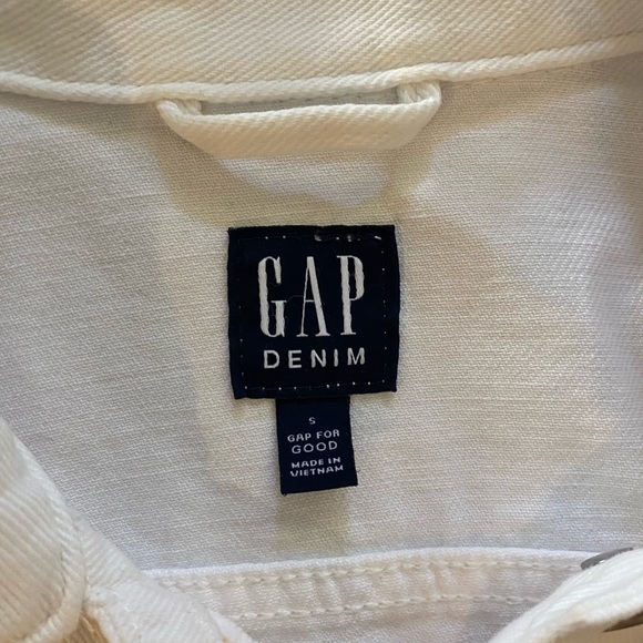 Worn Once White Gap Jean Jacket - Picture 2 of 3